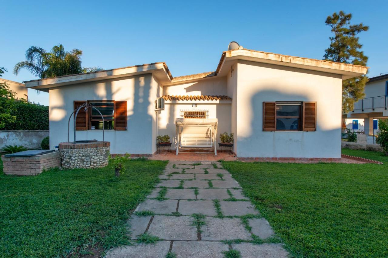 Villa Mary Fontane Bianche Esterno foto